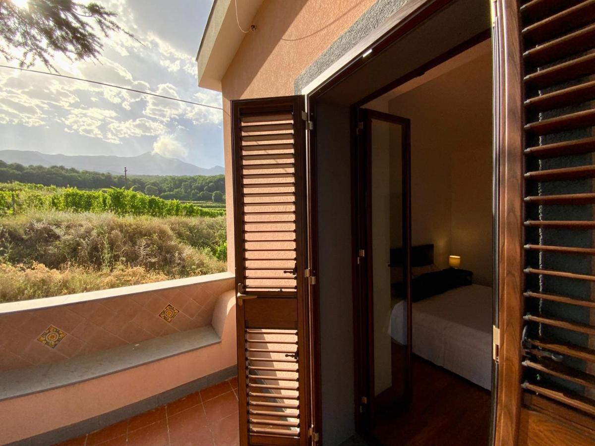 Tenuta Kiwi Dell'Etna Milo Eksteriør bilde