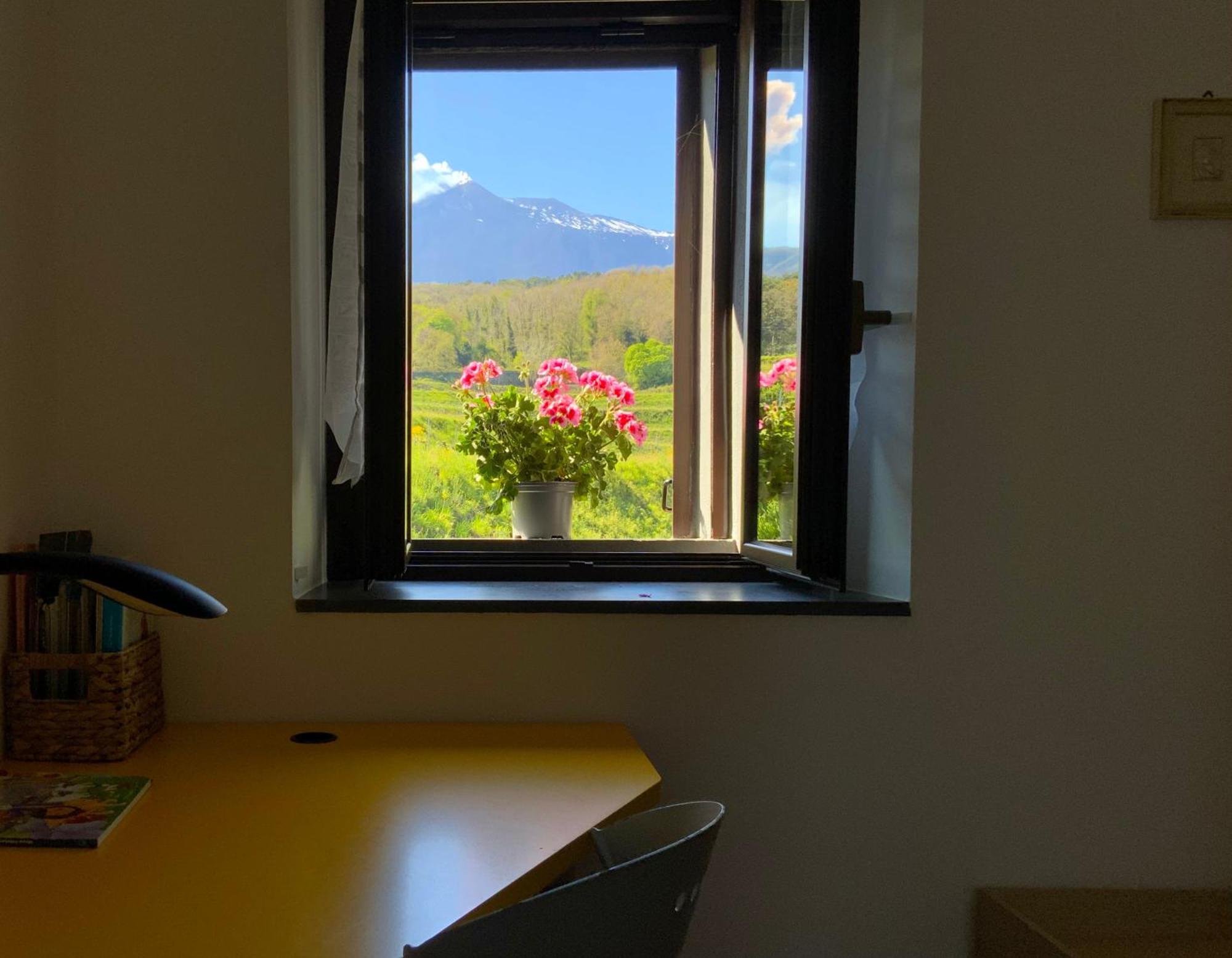 Tenuta Kiwi Dell'Etna Milo Eksteriør bilde